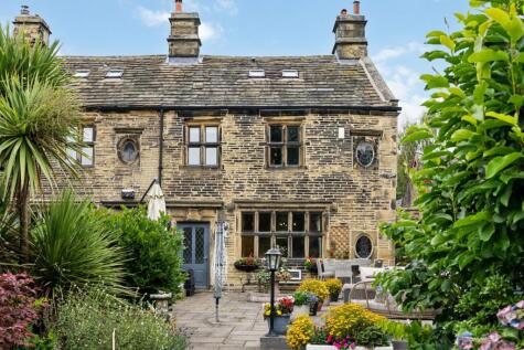 Woodhall Hills, Calverley, Pudsey, West Yorkshire, LS28