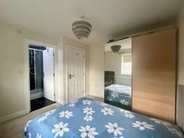 27, Alice Bell Close, Cambridge CB4 1GN
