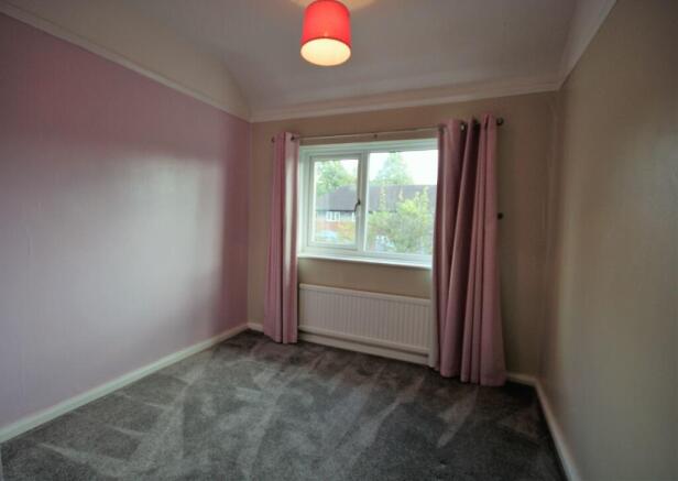 3 bed Semi-Detached to rent Image 8