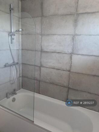 2 bed Flat to rent Image 6