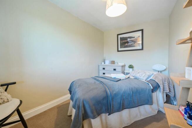 21 Lower Street, Pury End