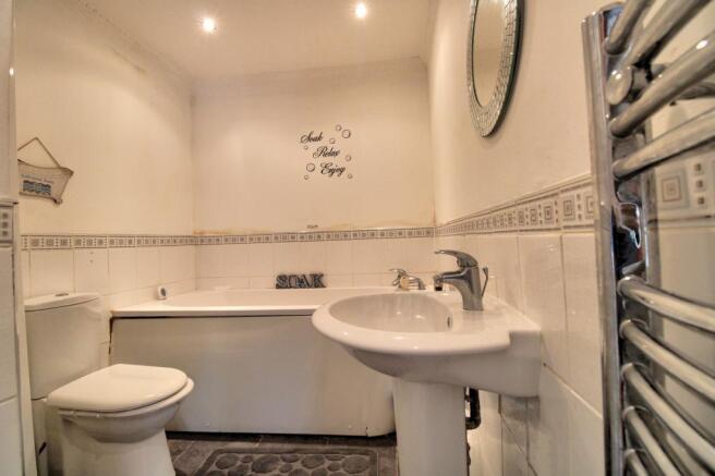 IMG_3061_2_3_Interior 4