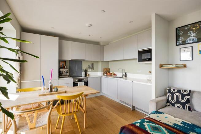 Hale Wharf, N17