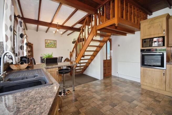 3 bed Detached for sale Image 5