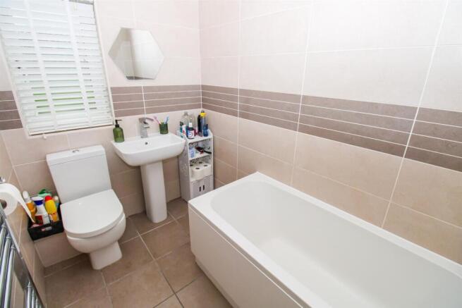 3 bed Detached for sale Image 10
