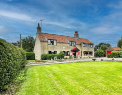 Croft Garth, Nafferton Road, Wansford YO25 8NT