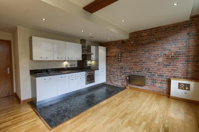 2 bed Apartment for sale Image 4