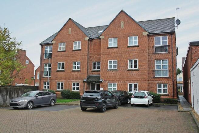 2 Bedroom Flat in LE2 8BE