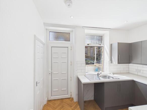 2 bed End of Terrace for sale Image 3