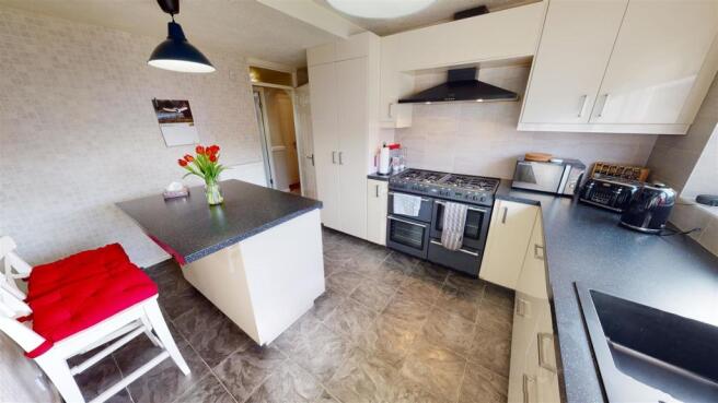 Carmelite Crescent Kitchen