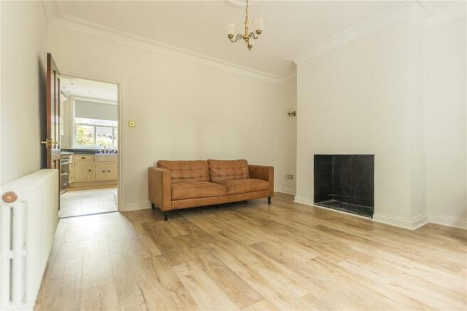 3 bed Terraced for sale Image 9
