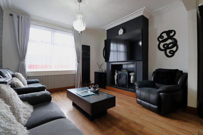 4 bed Town House for sale Image 4