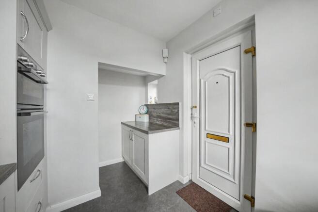 3 bed Semi-Detached for sale Image 11