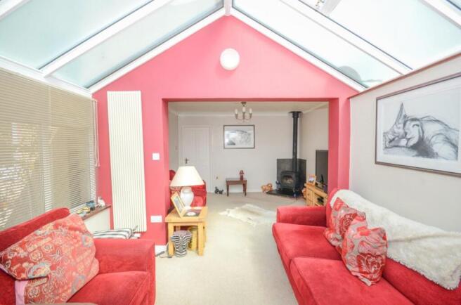 Conservatory pic 2.jpg