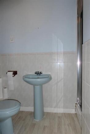 Cloakroom/WC