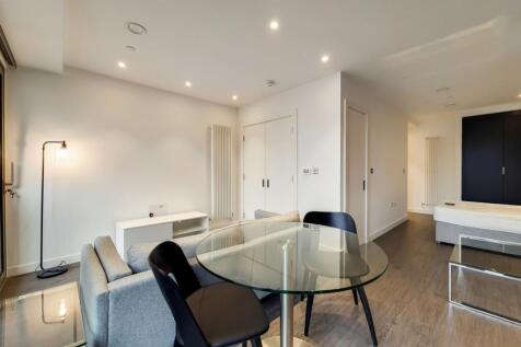 Western Gateway, London, E16