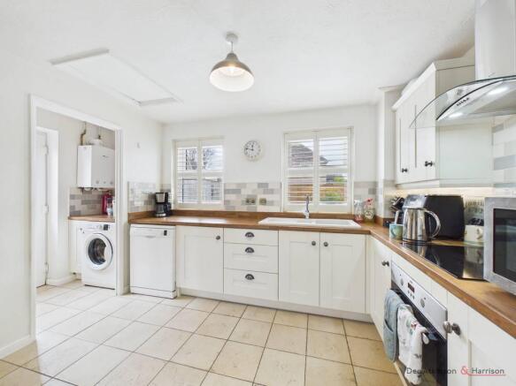 3 bed Detached for sale Image 6