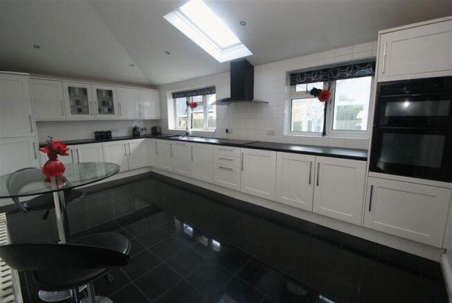 Kitchen/Breakfast