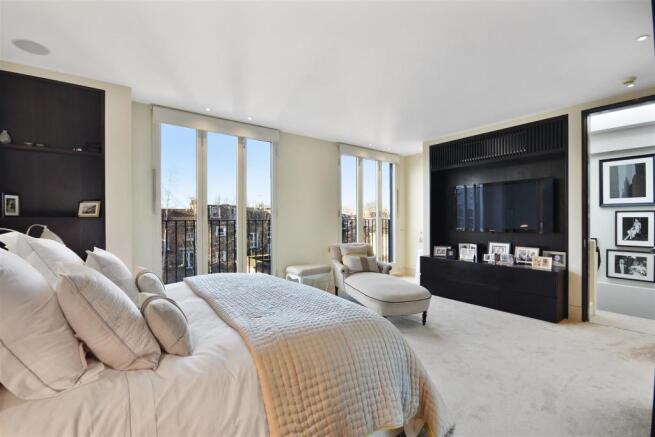 Hammersmith Grove - Bedroom.JPG