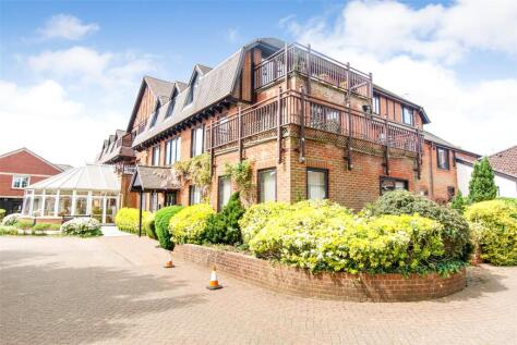 Hartford Court, Hartley Wintney, Hampshire, RG27