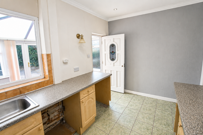 Heath Street, Golborne, Warrington, WA3 3DL photo 5