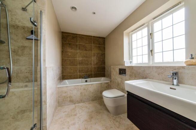 Ensuite