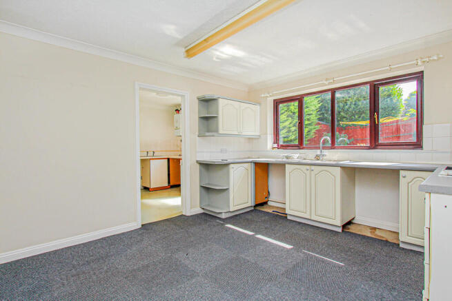 Kitchen/Breakfast...