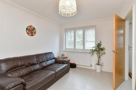 Mulberry Gardens, Goring-By-Sea, Worthing, West Sussex