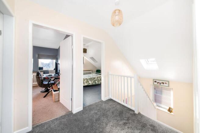 FIRST FLOOR LANDING