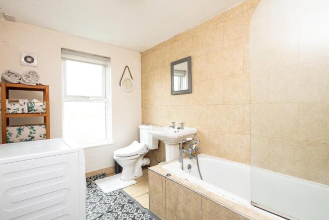 71 Hungerford Road-9.jpg