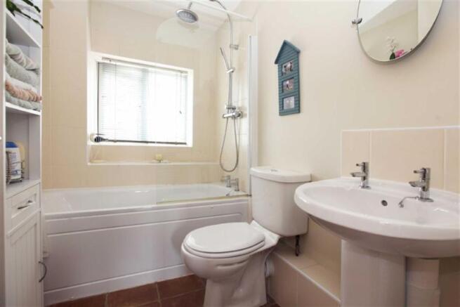 BATHROOM NO.1