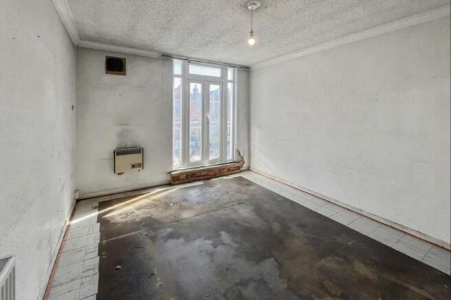 30 Fairgreen Court, London Road, Mitcham, Surrey CR4 3NA