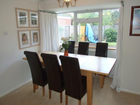 Lounge/dining room 4