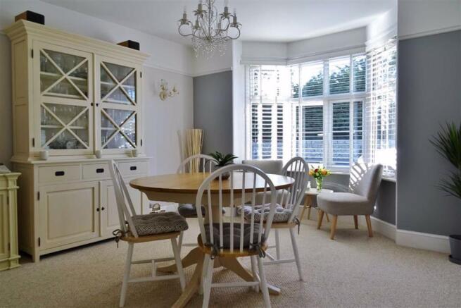 DINING ROOM: