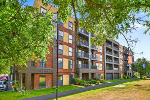 165, Moorfield Place, Farnborough GU14 7JD