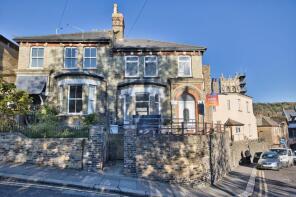 6, Priory Hill, Dover CT17 0AA