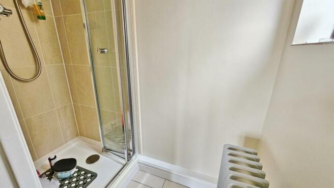 En-Suite Shower