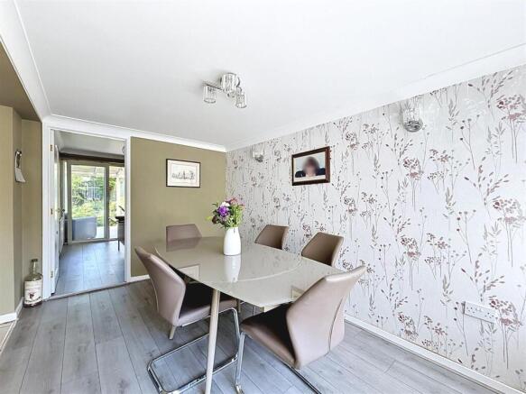 3 bed Detached for sale Image 7