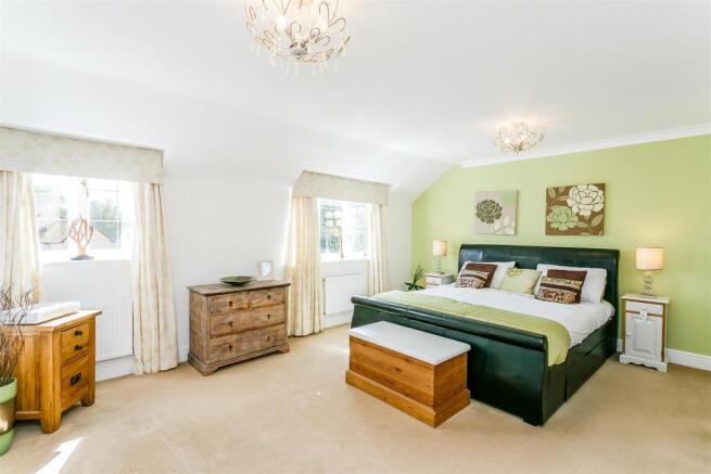 8309336-interior11.jpg