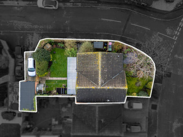 11birchclosekingsburyb782jnborder