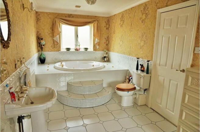 Master En-suite