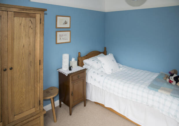 09 - Bedroom 2