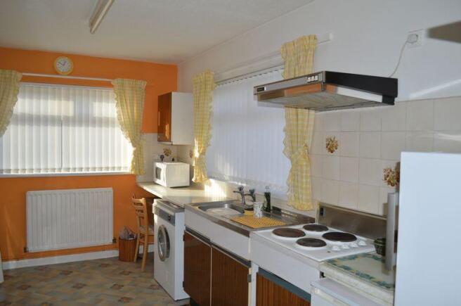 Kitchen/breakf...