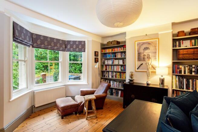 Airly House 28801...