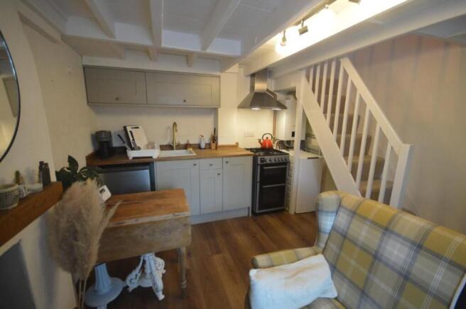 DSC_0006 (Medium).JPG