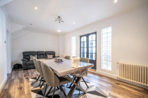 Ashville Road, Leytonstone, London, E11