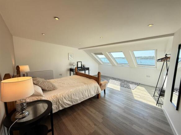 Bedroom 3 (with ensuite)