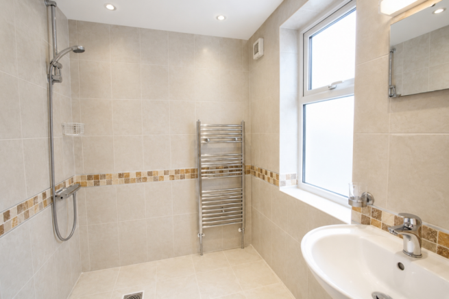 107 Ensuite