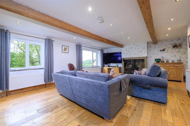 3 bed Detached for sale Image 8