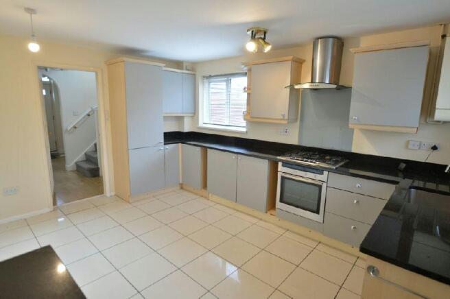 BREAKFAST/KITCHEN.
